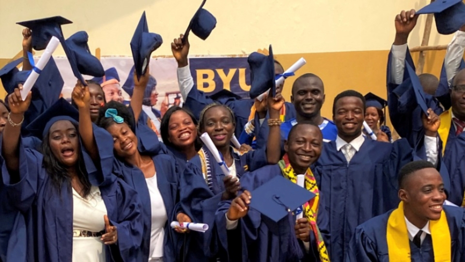 BYU-Pathway-graduates-hundreds-in-West-Africa